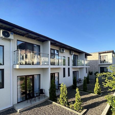 Cottages - Townhouses Ureki Exterior photo